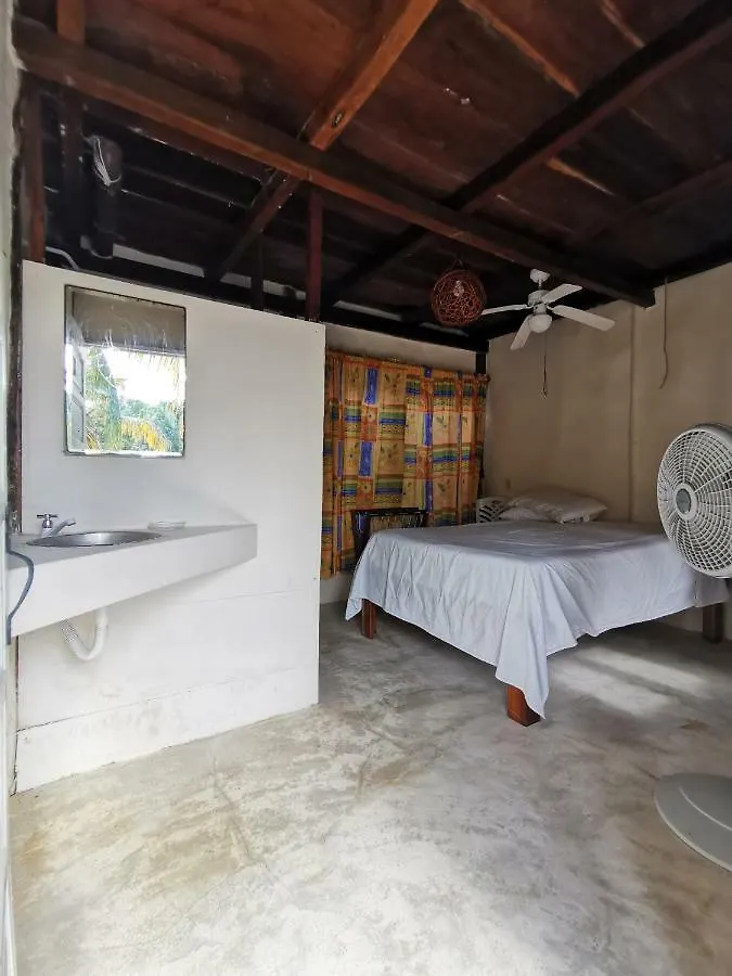 מאהאהואל Las Cabanas Del Doctor מלון